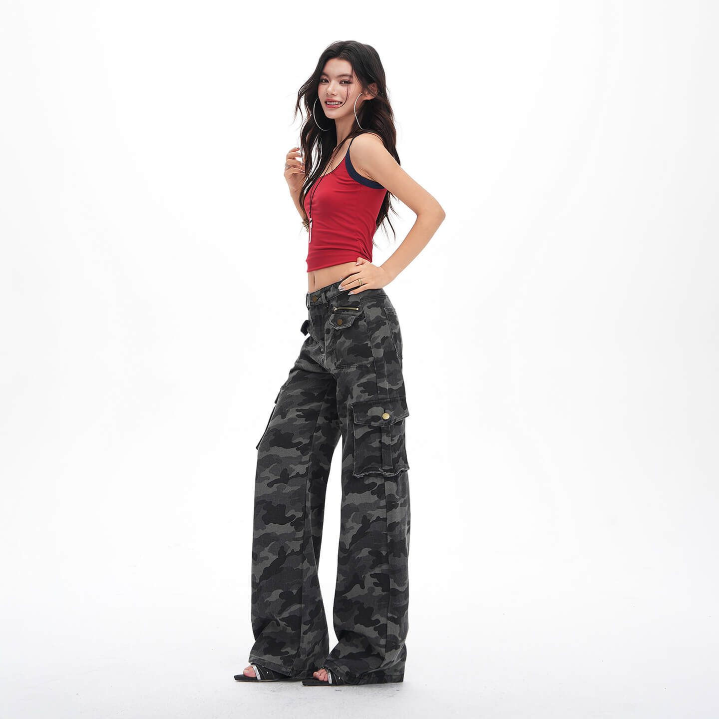 NURO Vintage Camo Multi-Pocket Cargo Jeans