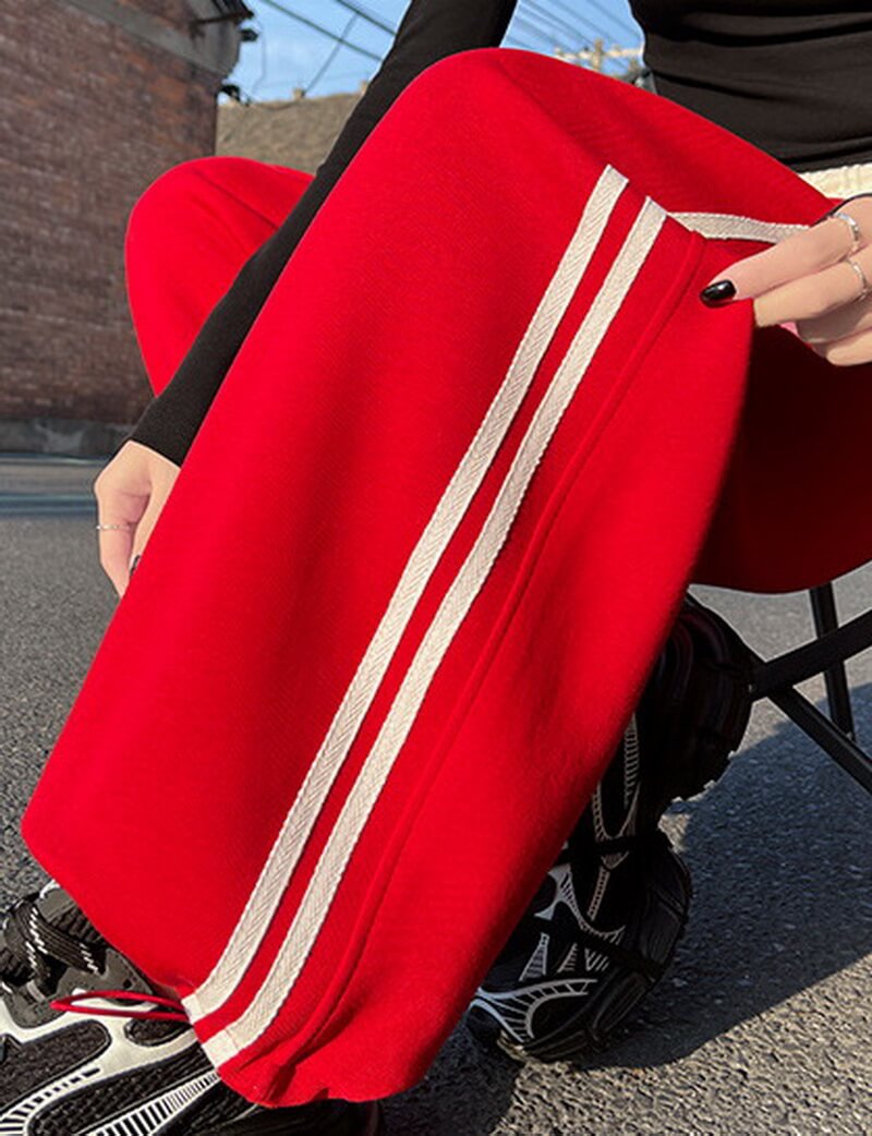 NURO Women's Contrast Stripe High-Waisted Wide Leg Sweatpants