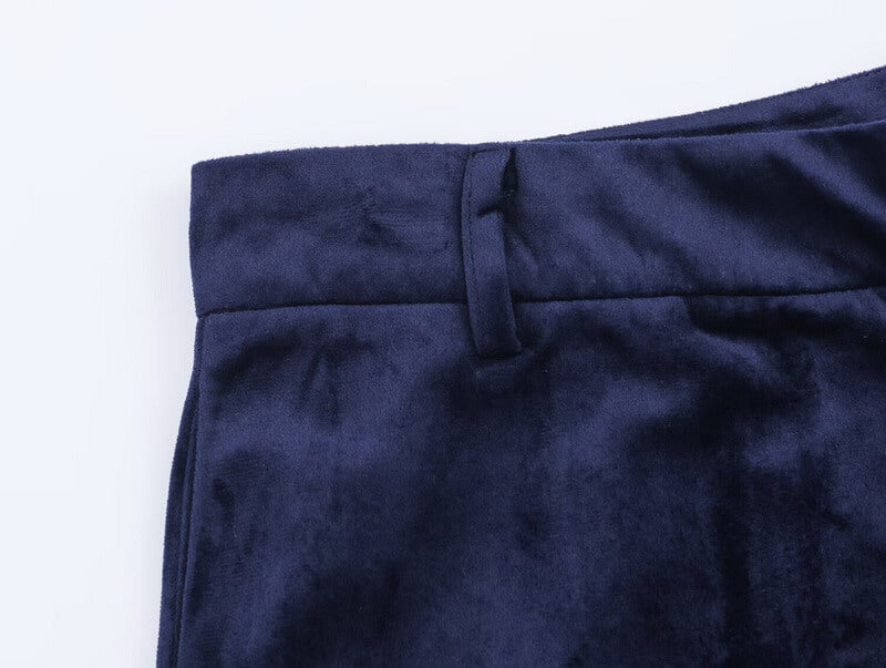 NURO Women's Cropped Sweatshirt and Bermuda Shorts Set - Two Piece Loungewear Set