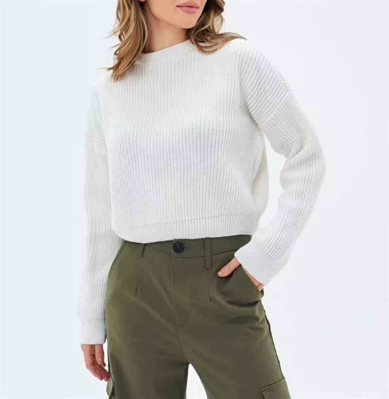 NURO Women's Distressed Pullover Sweater, Long Sleeve Oversized Knit Sweater with Ripped Details, Chunky Acrylic Crewneck Sweater