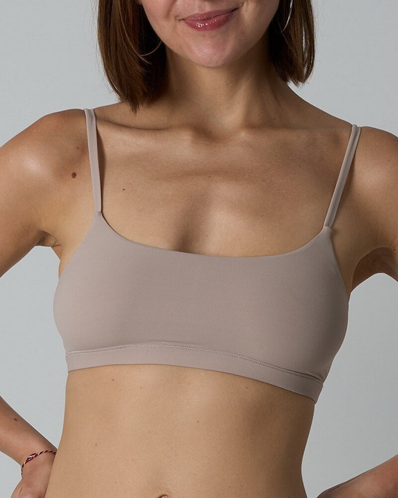 NURO Women's Everyday Scoop Bralette, Light Support Wire-Free Sports Bra