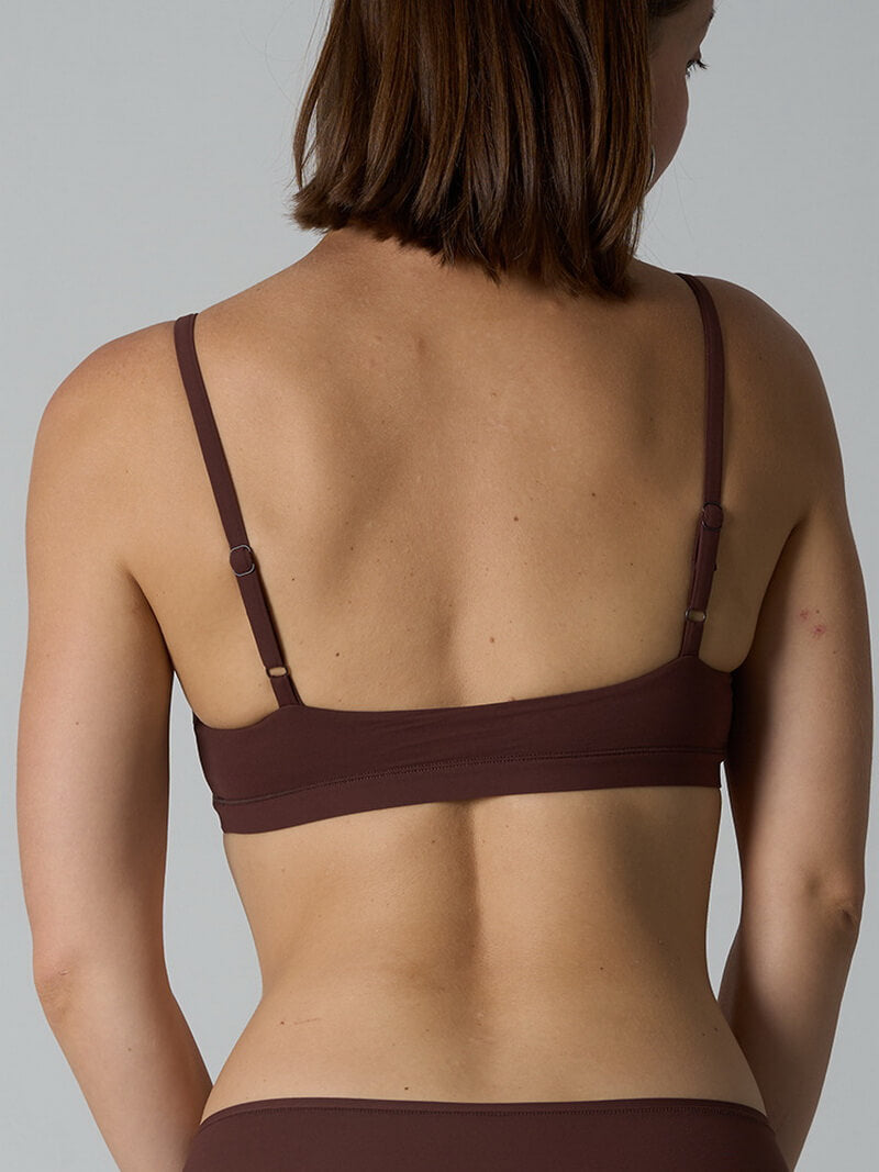 NURO Women's Everyday Scoop Bralette, Light Support Wire-Free Sports Bra