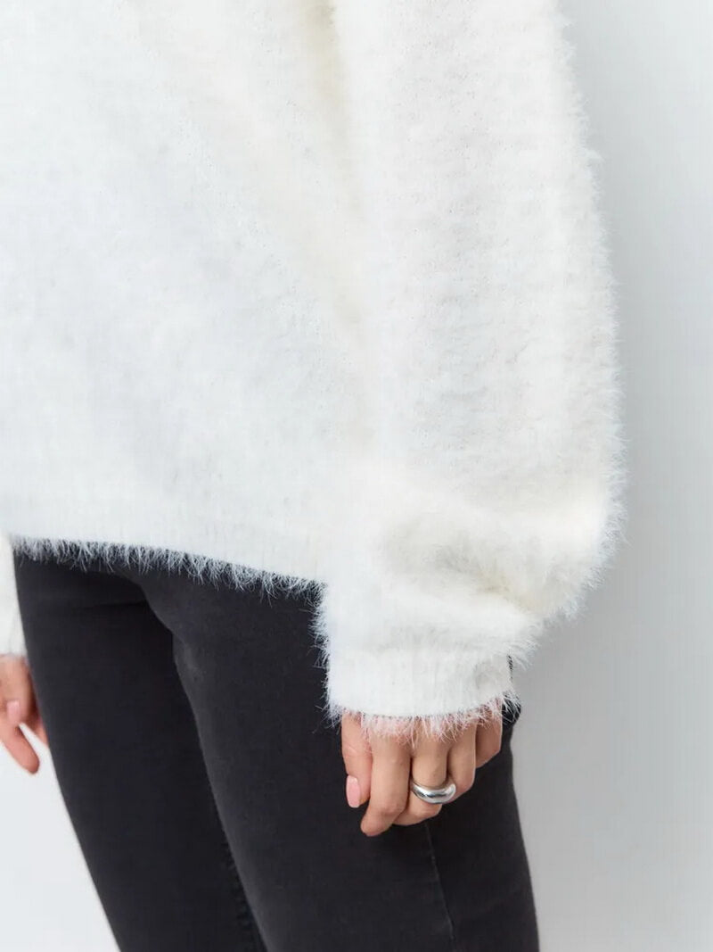 NURO Women's Faux Fur Collar Knit Sweater, Loose Fit Turn-Down Neck Pullover