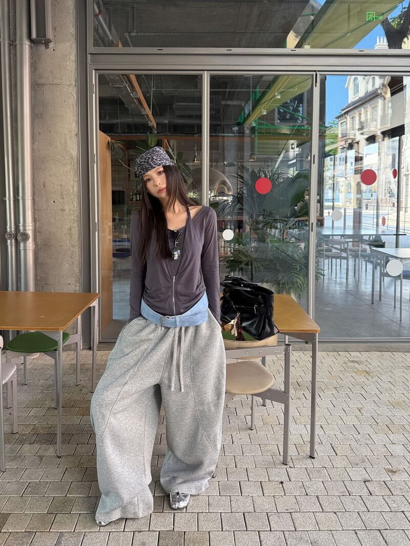 NURO Women's High-Stretch Wide Leg Lounge Pants, Wrinkle-Free Elastic Waist Trousers for Casual Streetwear (Black, White, Gray, Blue)