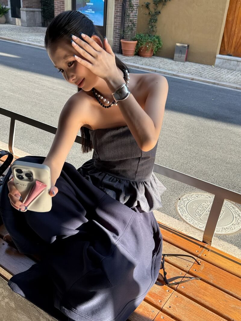 NURO Women's High-Stretch Wide Leg Lounge Pants, Wrinkle-Free Elastic Waist Trousers for Casual Streetwear (Black, White, Gray, Blue)