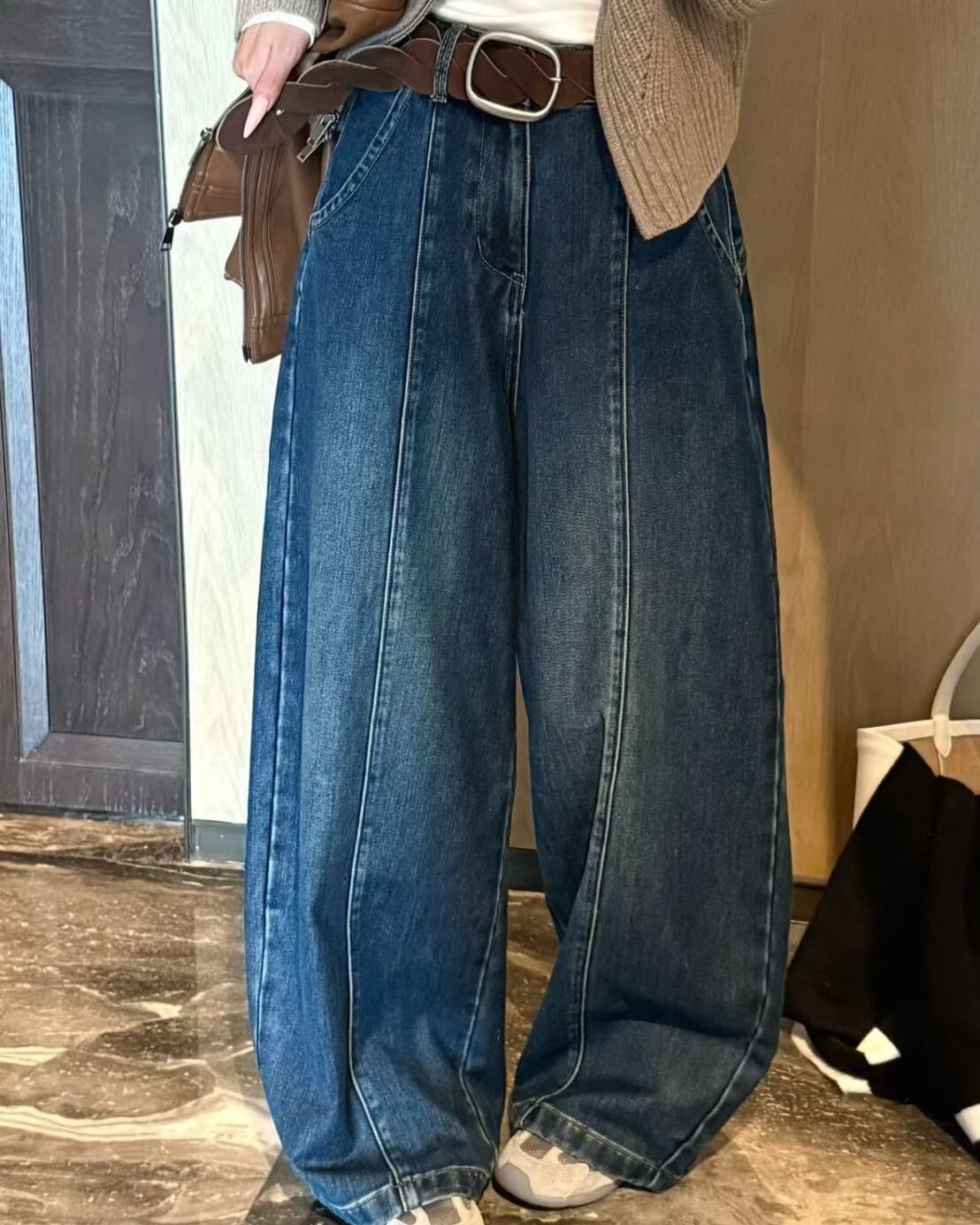 NURO Women's High Waist Flared Wide Leg Jeans, Fleece Lined Denim Pants for Winter Comfort