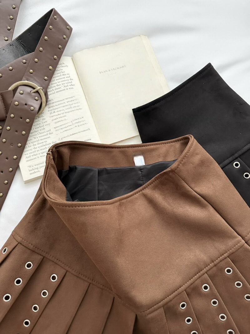 NURO Women's High Waist Pleated Mini Skirt, Velvet Texture A-Line Skirt for Fall