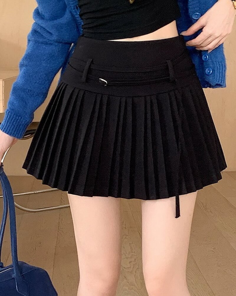 NURO Women's High Waist Pleated Wool Blend Mini Skirt, Textured A-Line Skirt for Fall and Winter