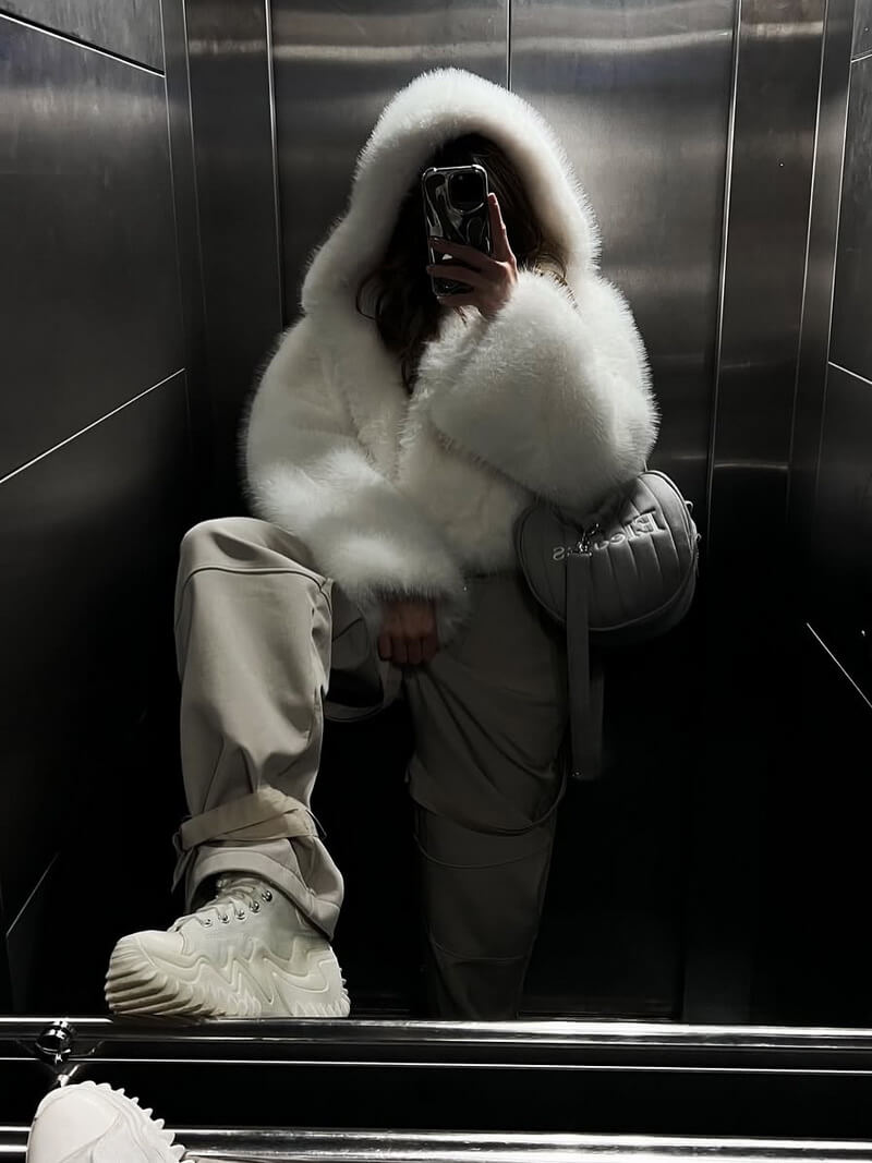 NURO Women's Hooded Faux Fur Jacket, Short Plush Coat, Urban Elegant Outerwear for Fall and Winter