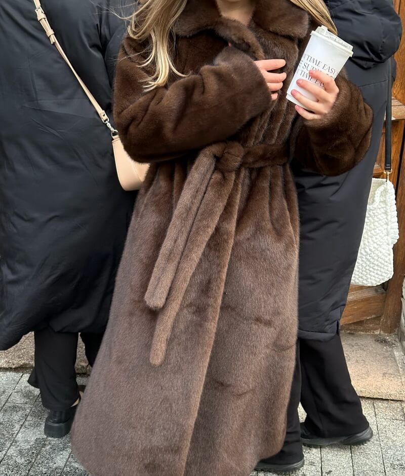 NURO Women's Long Faux Fur Coat - Belted Trench Coat with Faux Fur Collar, Elegant Overcoat for Commute and Evening Wear