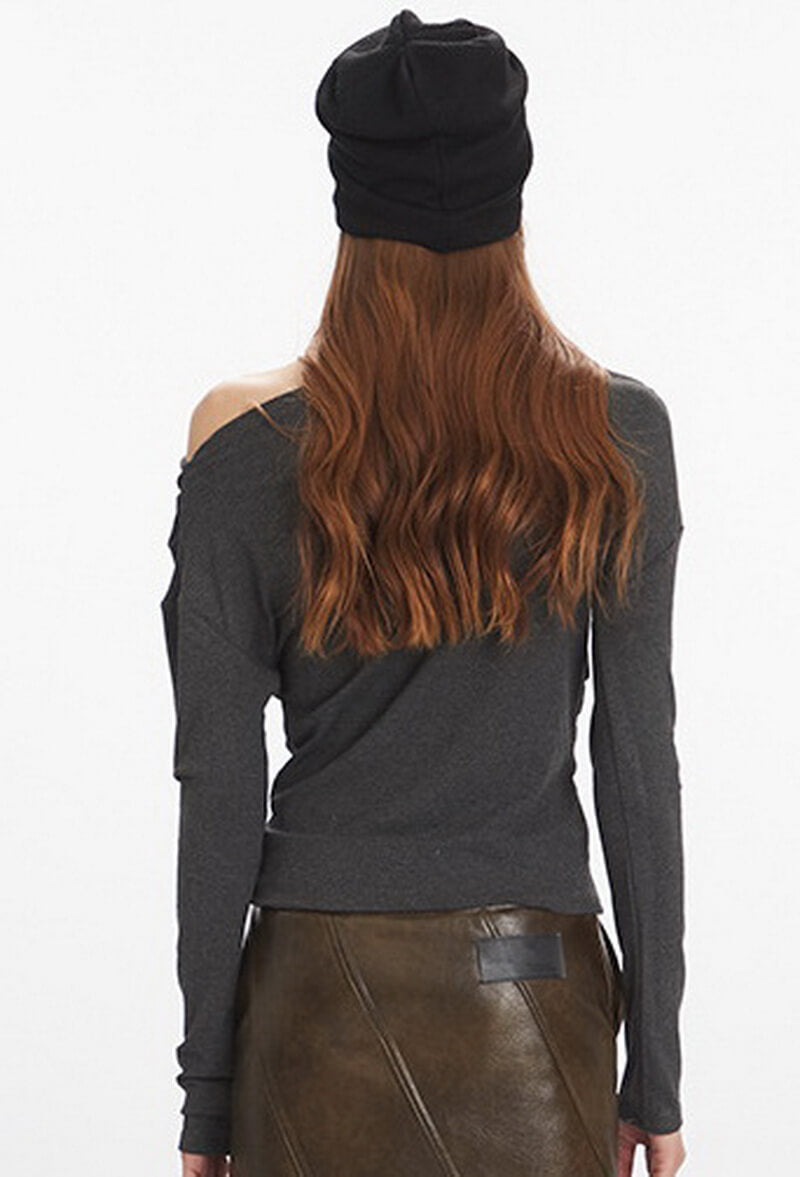 NURO Women's Neckline Print Boat Neck Long Sleeve Crop Top, Slim Fit Glitter T-Shirt