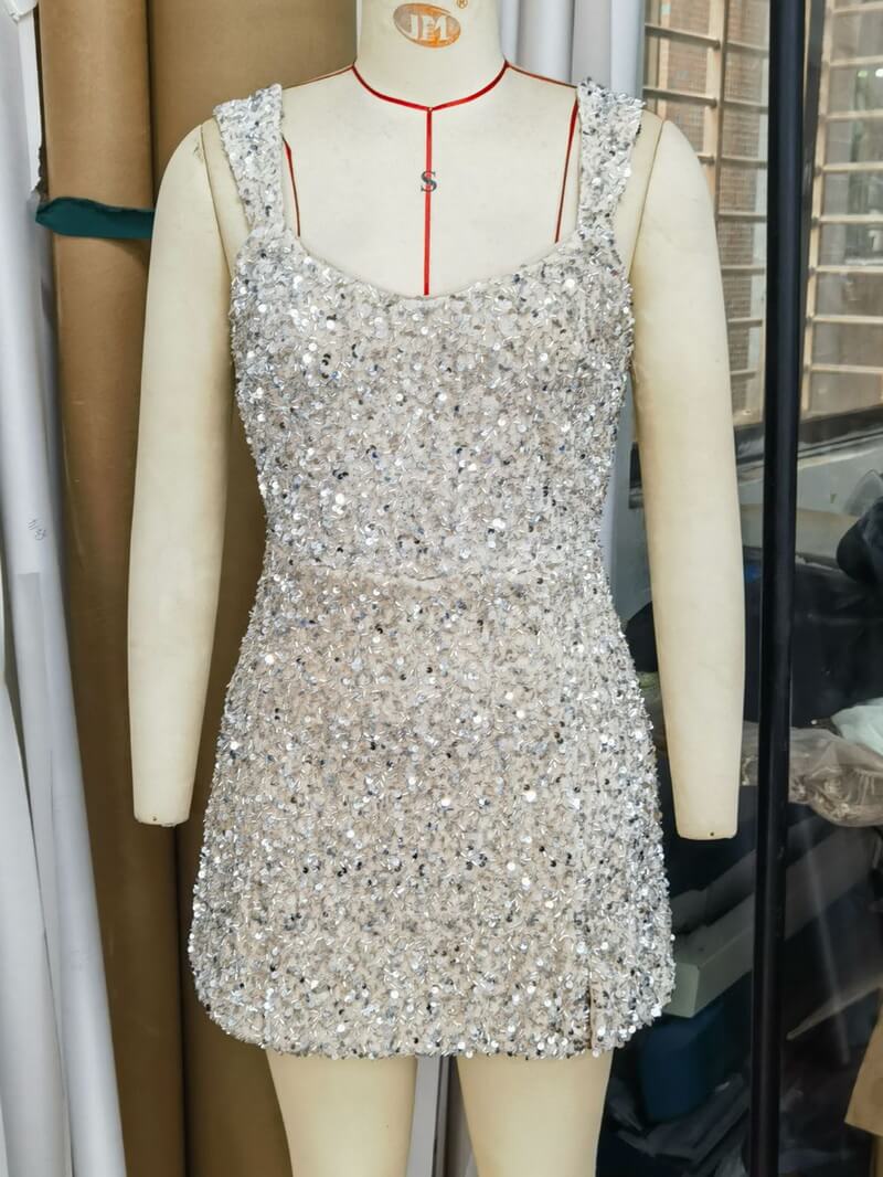 NURO Women's Sequin Halter Bodycon Dress - Sexy V-Neck Sleeveless Mini Dress for Party, Evening, and Birthday Celebration