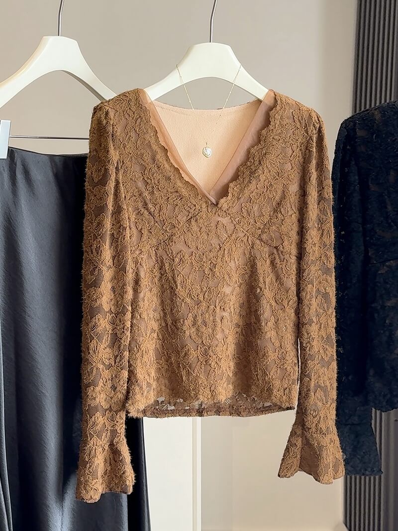 NURO Women's V-Neck Flared Sleeve Top, Fleece-Lined Polyester Blouse, Casual Long Sleeve Shirt for Layering