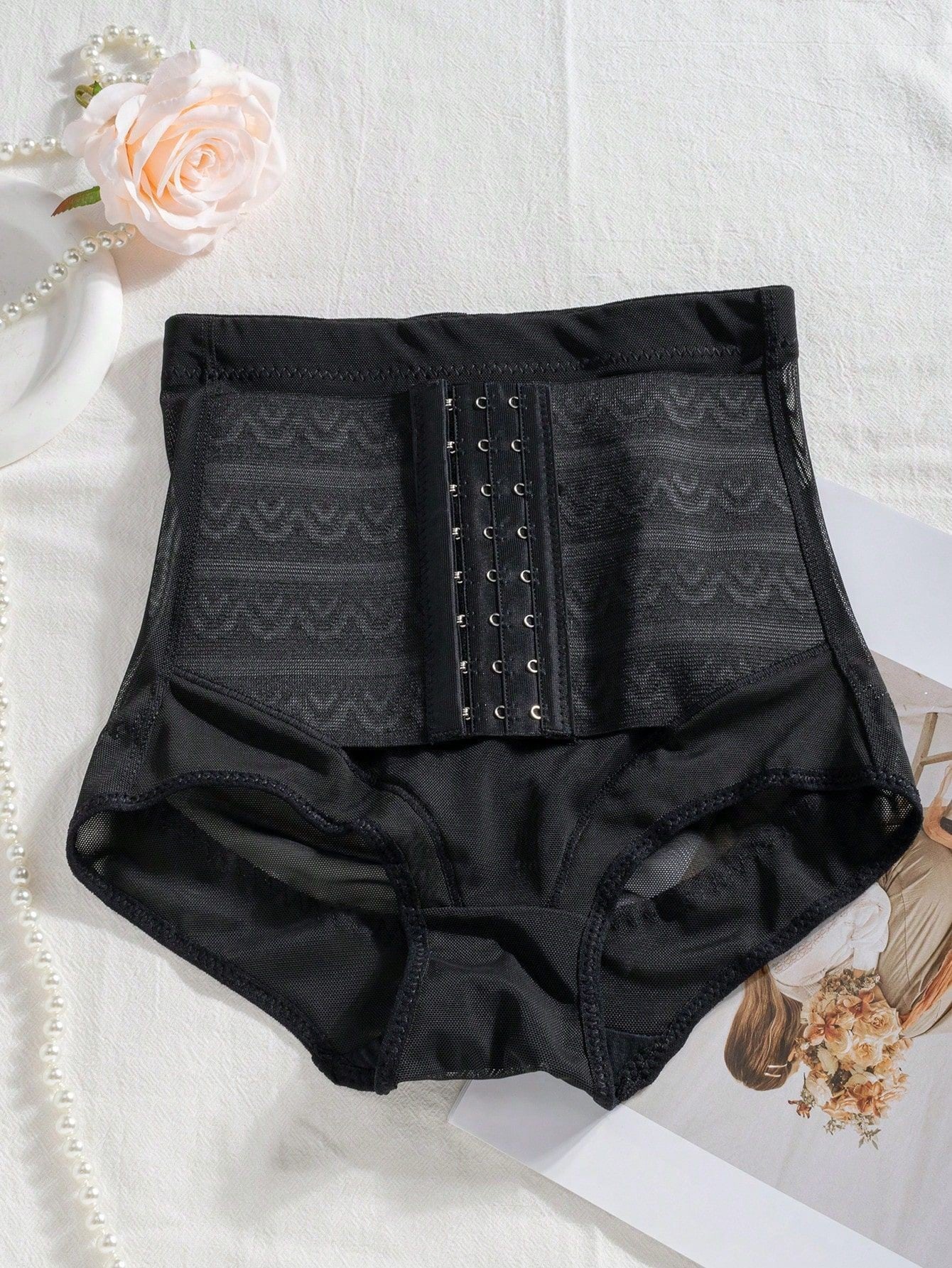 High Waisted Strong Compression Shaping Briefs for Tummy & Hips