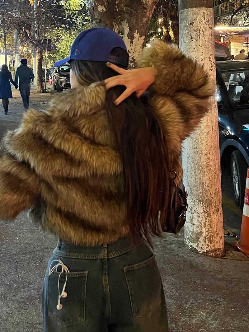 Women's Gold Ombre Faux Fur Jacket, Stand Collar Coat with Detachable Fur Collar, Gradient Teddy Outerwear