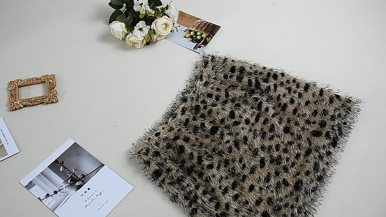 Load video: NURO Women's Leopard Print Bodycon Mini Skirt - Stretchy, Elastic Waist, Sexy &amp; Chic, Streetwear Skirt