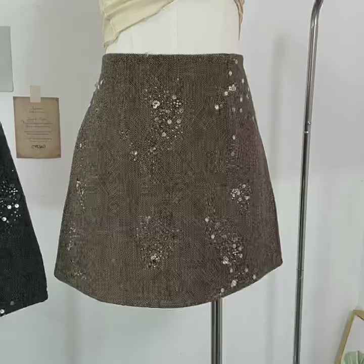 Load video: NURO Women's Beaded Mini Skirt, High Waist A-Line Party Skirt with Zipper, Bodycon Sparkle Sequined Short Skirt