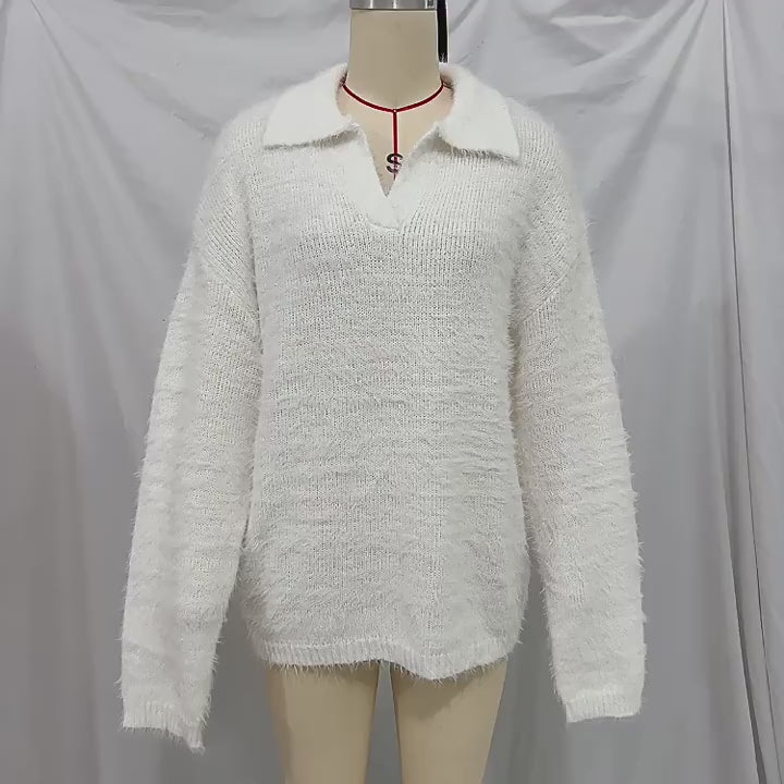 Load video: NURO Women's Faux Fur Collar Knit Sweater, Loose Fit Turn-Down Neck Pullover